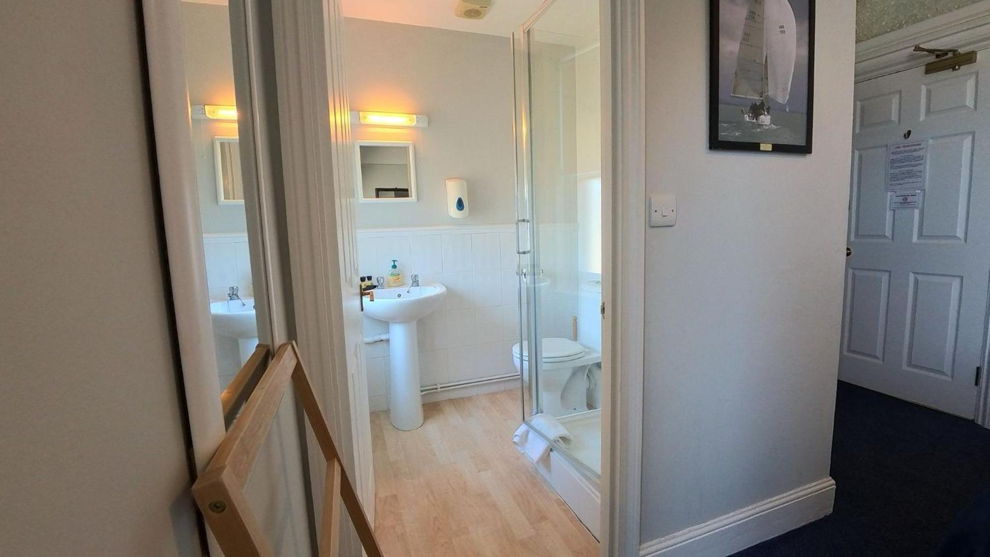 Royal Temple Yacht Club Hotel Ramsgate Luaran gambar